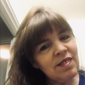 Meet your Posher, Kellie